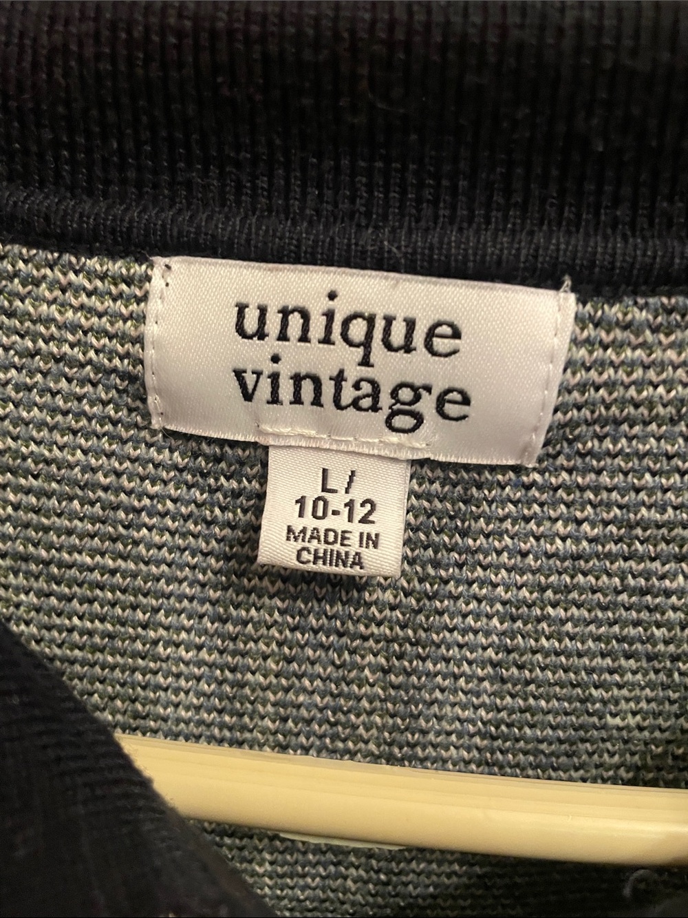 Unique Vintage Navy Floral Knit Polo with Pink & Green Motifs - Picture 2 of 6